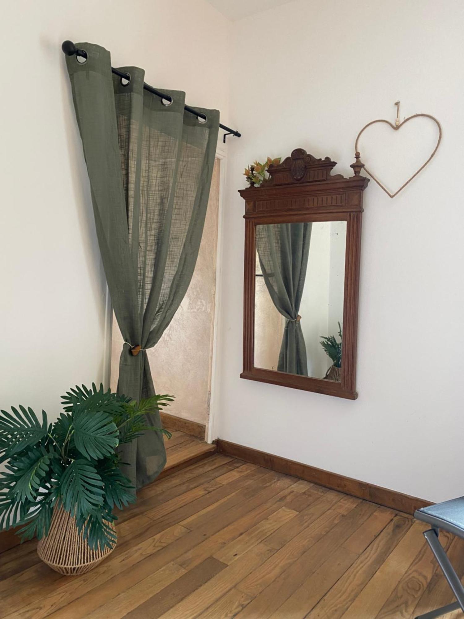 La Pautiere Bed & Breakfast Saint-Sauveur-Lendelin Room photo