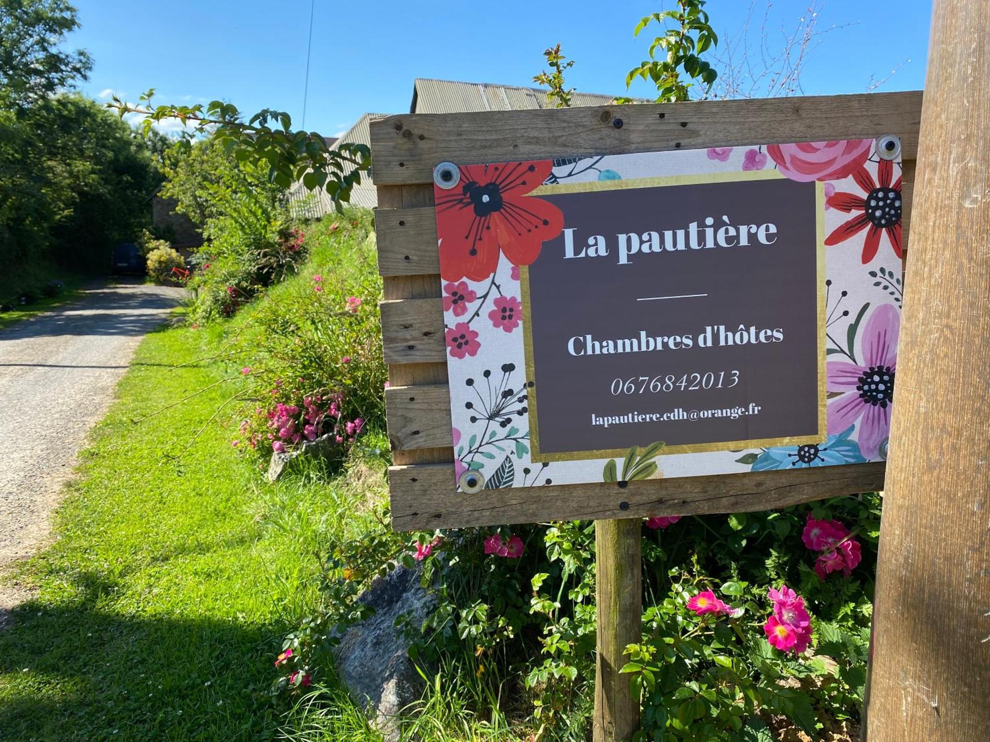 La Pautiere Bed & Breakfast Saint-Sauveur-Lendelin Exterior photo